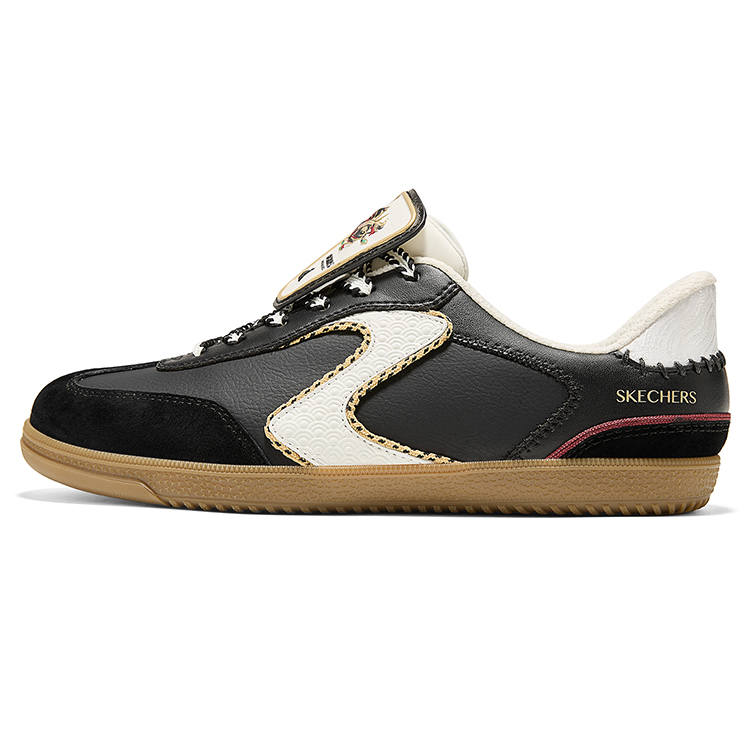 Skechers Court Classics Low top German Army Trainers Women's Black