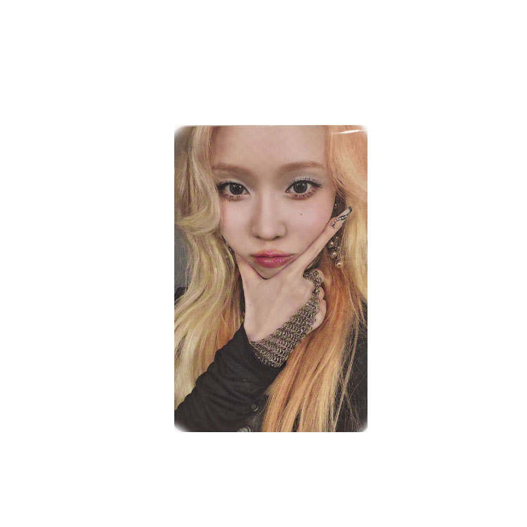 SM ENTERTAINMENT Golden Pine WINTER Armageddon Official World End of The World Flash 7W Max Card Photocards 1 Pc