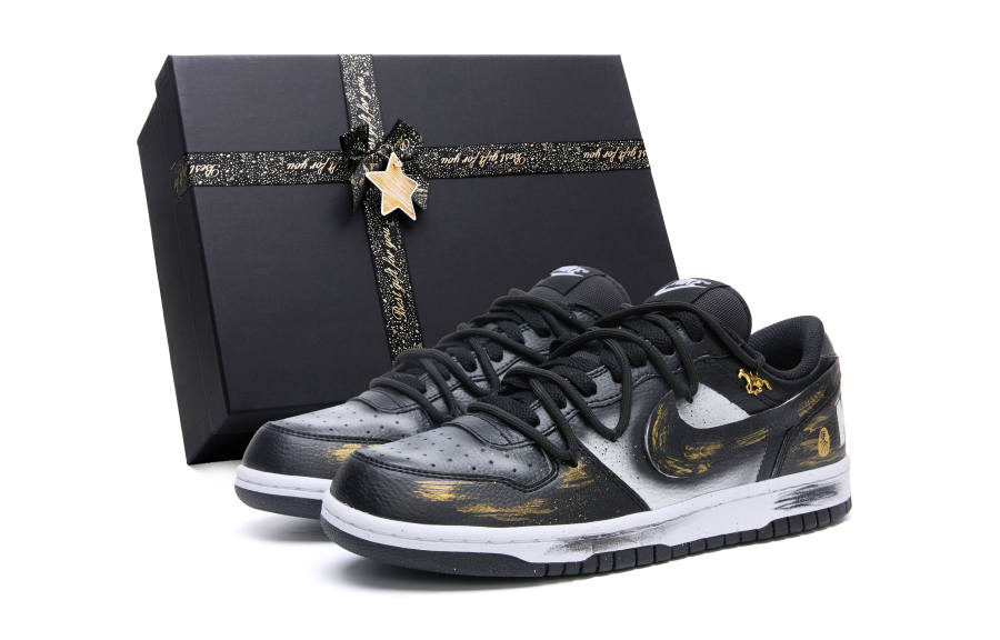 Nike Nike Big CNY Horse Year Limited Edition Abrasion Resistant Abrasion Resistant Low top Skateboard Shoes Men's Black Gold
