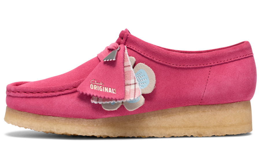 Clarks Casual Shoes Women's Low Top Pink