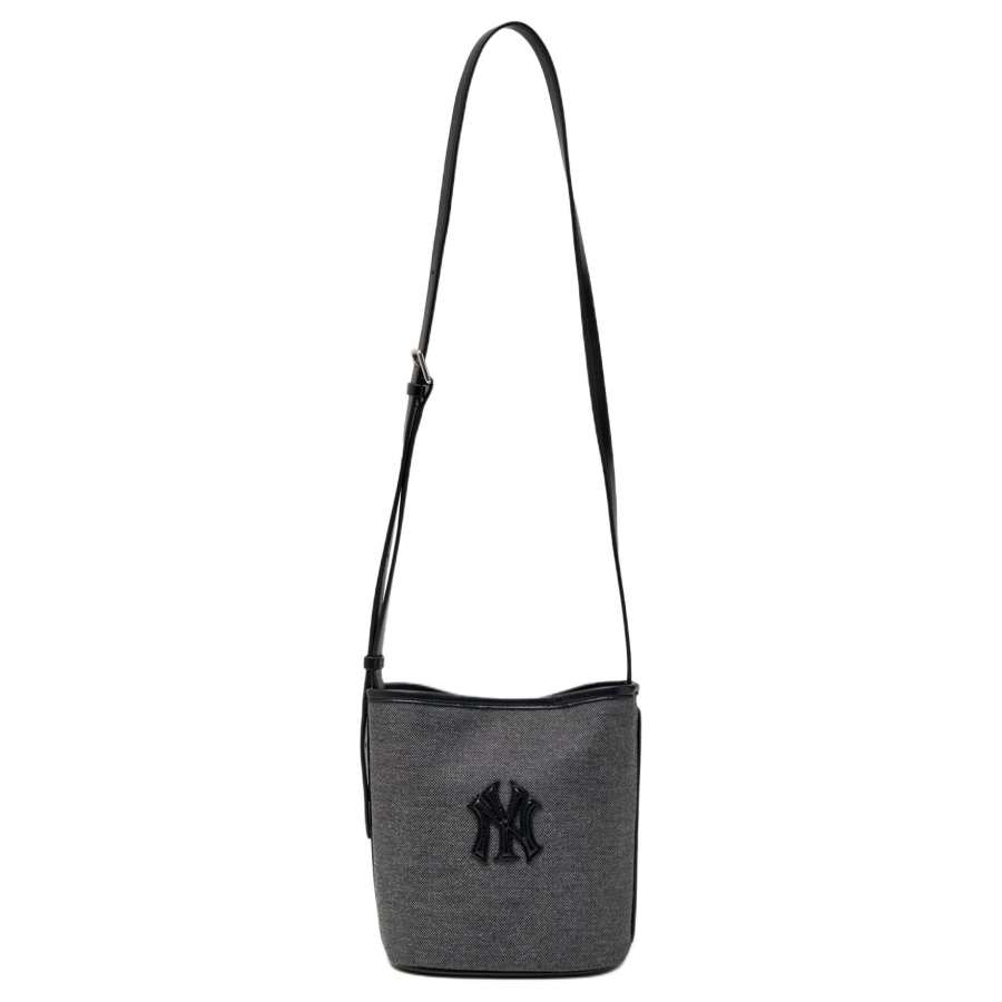 MLB New York Yankees Polyester With Cotton Bucket Bag Crossbody Bag Mini Women's Black