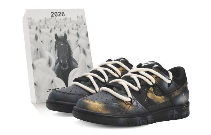 Nike Nike Dunk Abrasion Resistant Slip Resistant Low top Skateboard Shoes Men's Black Gold