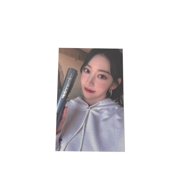HYBE LE SSERAFIM 2023 FAN MEETING Fan Meeting Zone Card, Right Angle Card Photocards 1 Pc