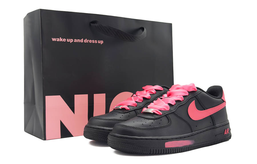 Nike Nike Air Force 1 Balance Abrasion Resistant Slip Resistant Low top Skateboard Shoes Black Pink Unisex