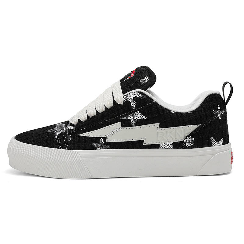 FZFA Lightning Storm Fabric Low top Skateboard Shoes Unisex