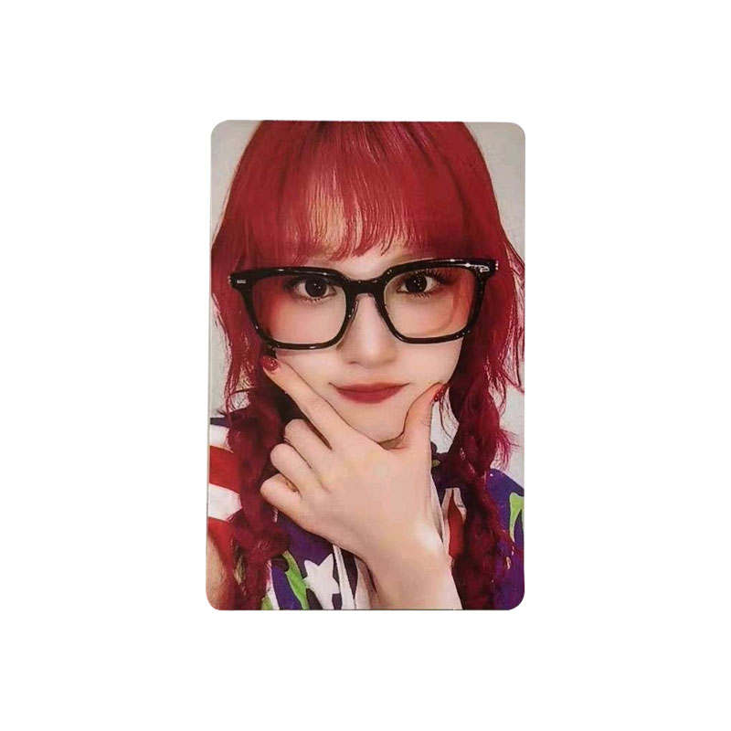 CUBE ENTERTAINMENT Song Yuqi GI DLE Solo Yuqi Yuq1 KMS Bonus Included Photocards 1