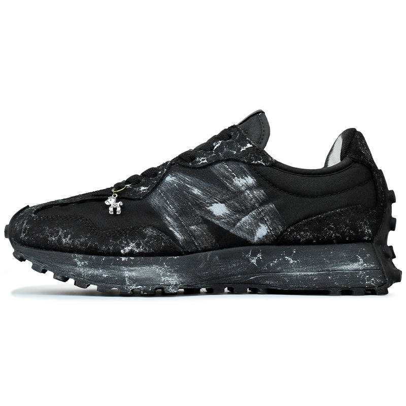 New Balance New Balance NB 327 Abrasion Resistant Low top Running Shoes Men's Black