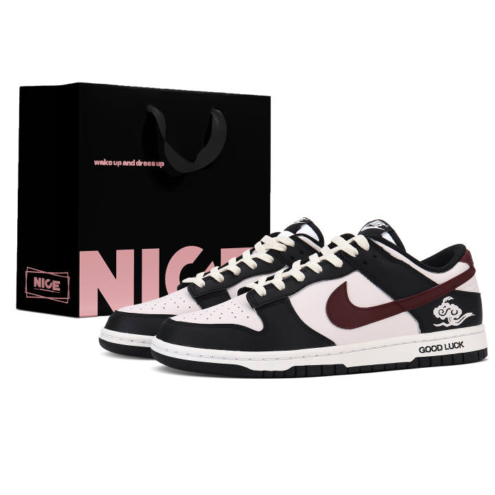 Nike Nike Dunk Abrasion Resistant Slip Resistant Abrasion Resistant Slip Resistant Low top Skateboard Shoes Men's Black Red