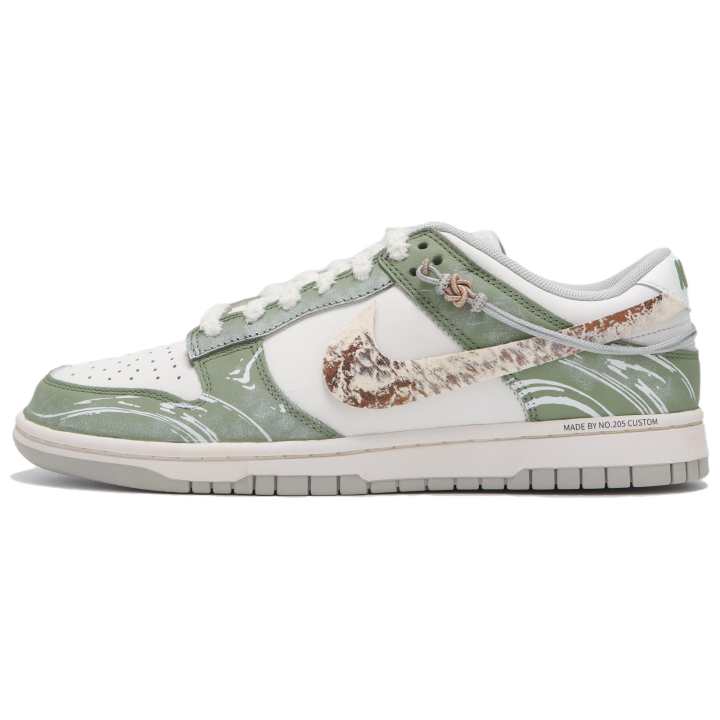 Nike Nike Dunk Abrasion Resistant Low top Skateboard Shoes Women's Green