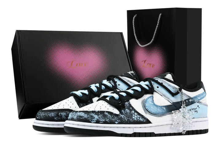 Nike Nike Dunk Winter Icy Snow 2 Heart Box Leather Slip Resistant Abrasion Resistant Low top Skateboard Shoes Black Blue