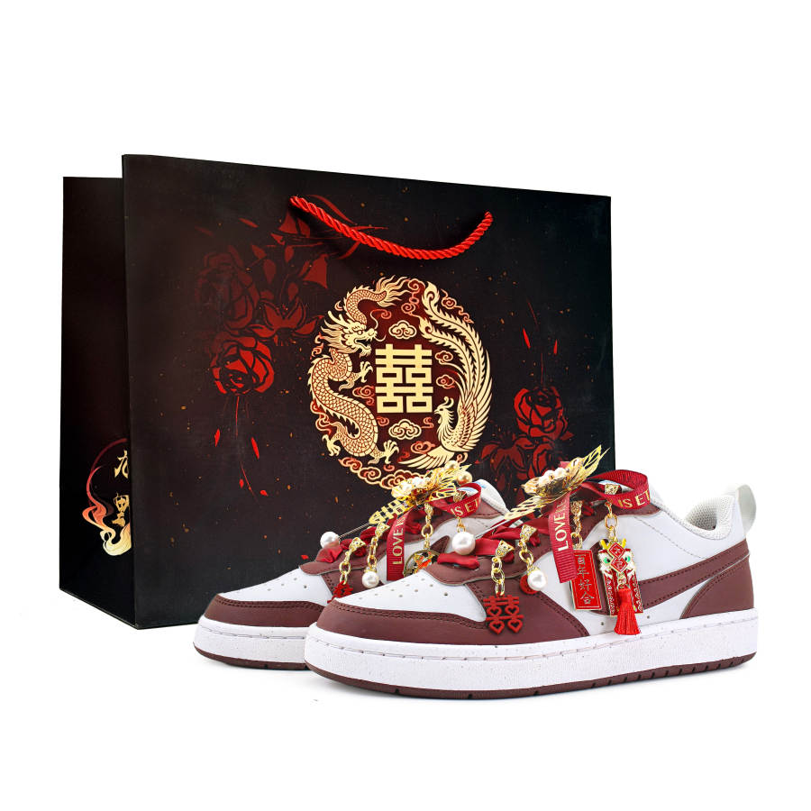 Nike Nike Court Borough Abrasion Resistant Slip Resistant Low top Skateboard Shoes Women's Red White