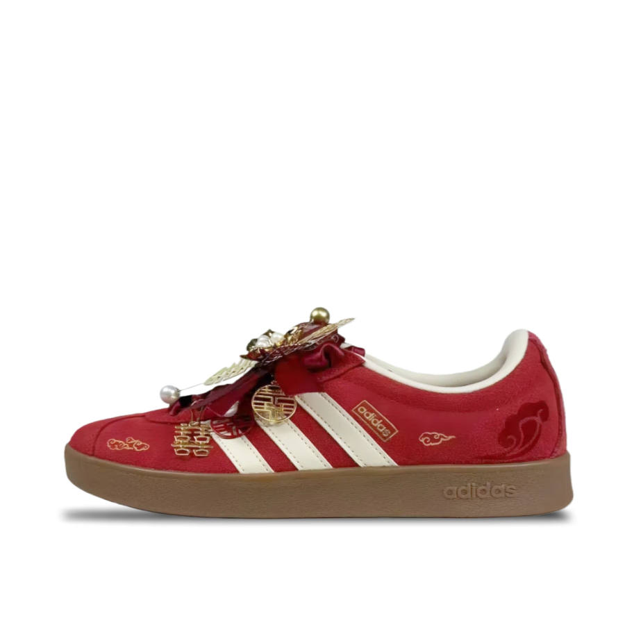 Adidas Adidas Vl Court Classic Playful Center Suede Abrasion Resistant Low top Skateboard Shoes Unisex Red Gold
