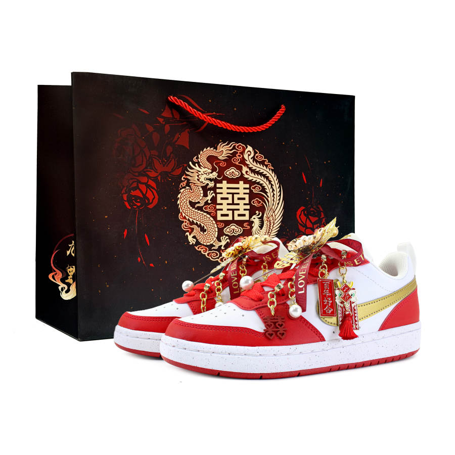 Nike Nike Court Borough Abrasion Resistant Slip Resistant Low top Skateboard Shoes Women's Red Gold