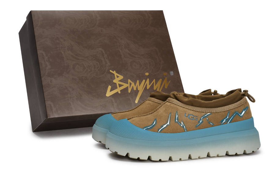 UGG 811 Manufacturing, Electric Glow Shimmery Slip Resistant Slip Resistant Low top Casual Shoes Unisex Chestnut Brown