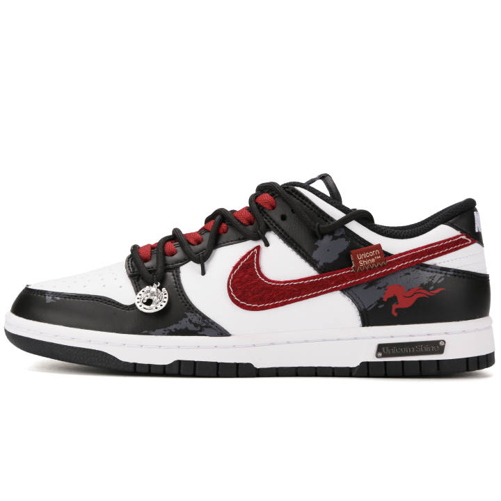 Nike Nike Dunk Galloping Horse Galloping Abrasion Resistant Low top Skateboard Shoes Unisex Black Red