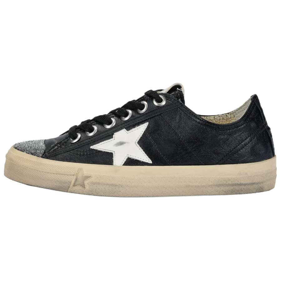 Golden Goose V Star Leather Low top Skateboard Shoes Women's Black Distressed