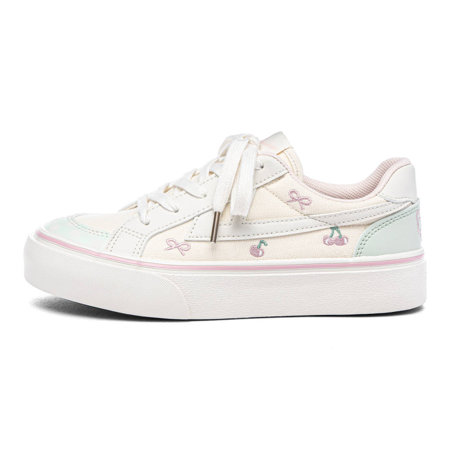 Warrior Cushioning Abrasion Resistant Slip Resistant Low top Skateboard Shoes Women's