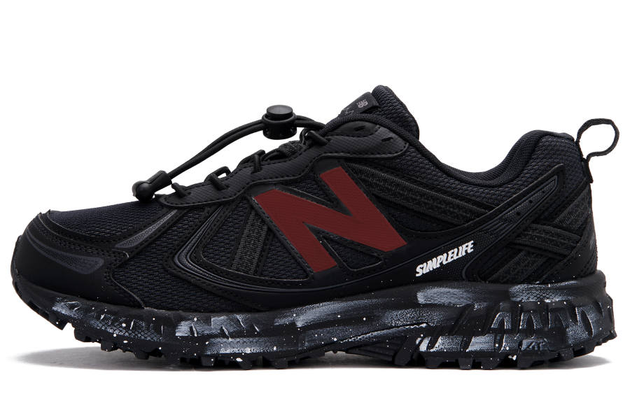New Balance New Balance NB 410 V5 Low top Running Shoes Unisex Black Red