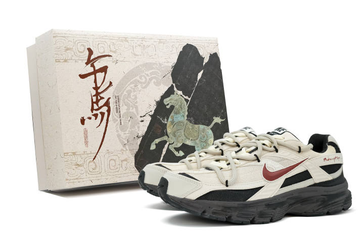 Nike Nike Initiator Low top Running Shoes Unisex Beige