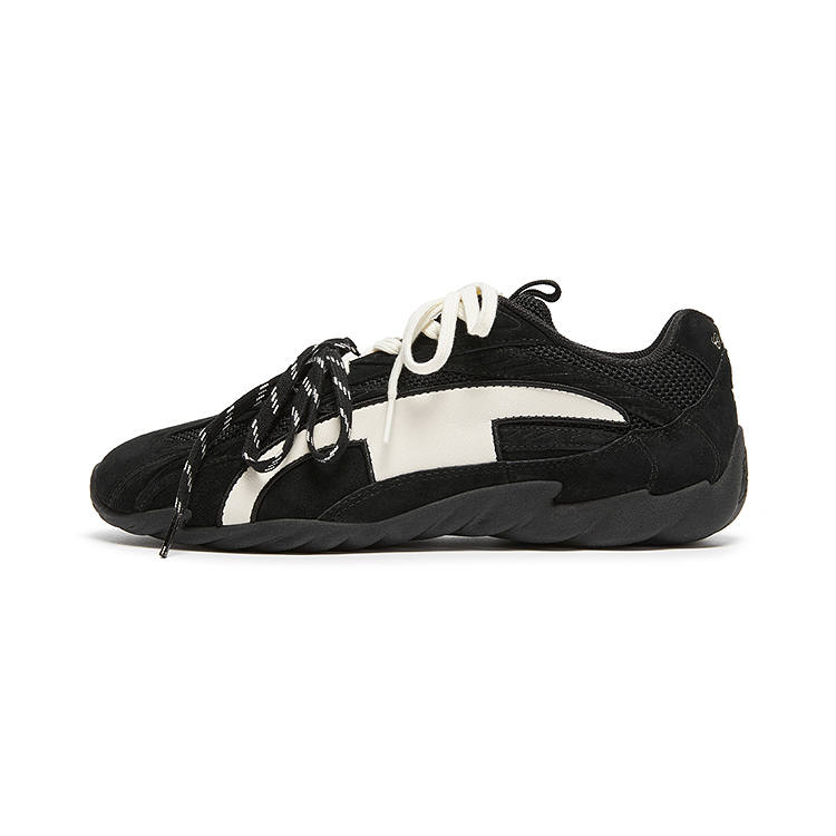 Champion Low top Casual Shoes Men's Black/Milk White