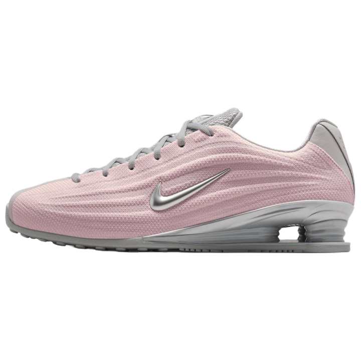 Nike Nike SHOX Z Low top Casual Shoes Women's Pink Silver