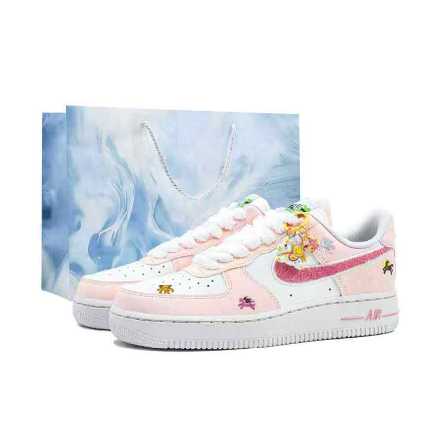Nike Nike Air Force 1 Cute Horse New Year's Blessing Abrasion Resistant Breathable Low top Skateboard Shoes Women's