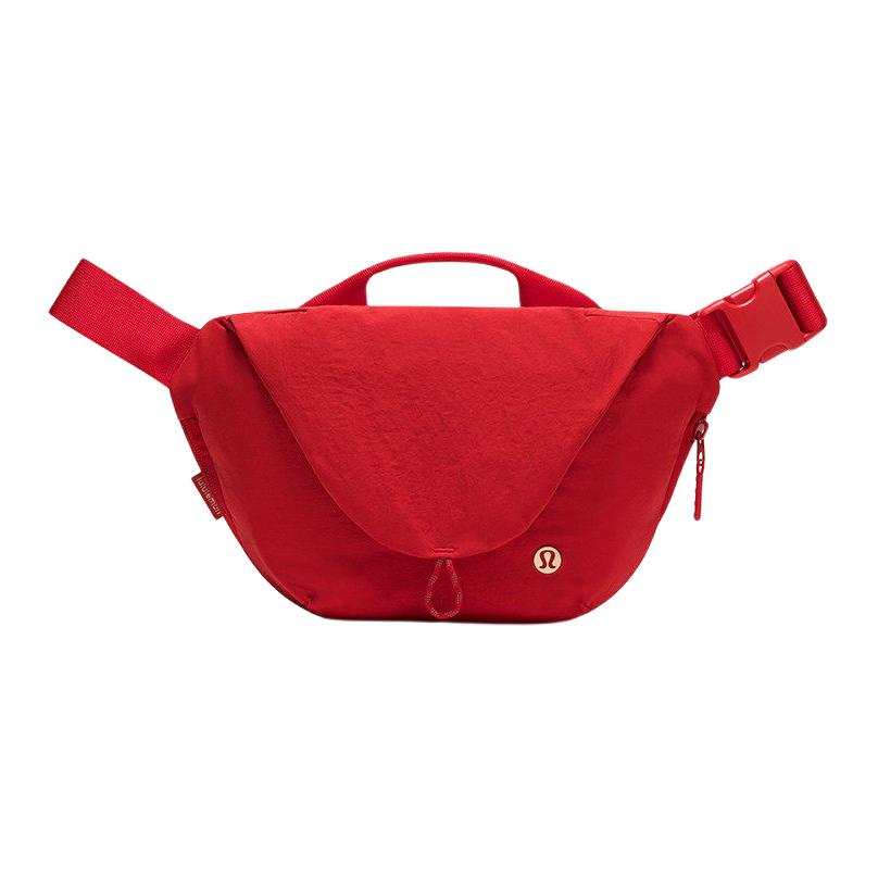 Lululemon Curved Versatile Fanny Pack Unisex Oxford Red