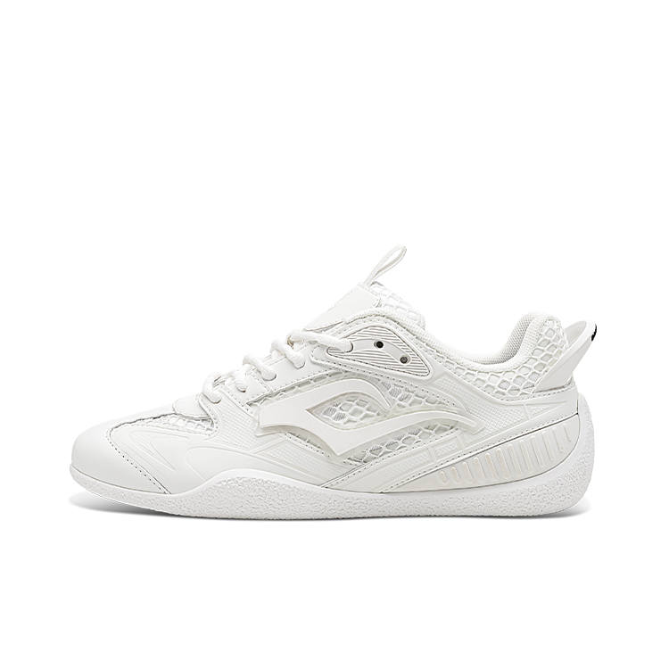 Daisy Fellowes Low top Casual Shoes Unisex White