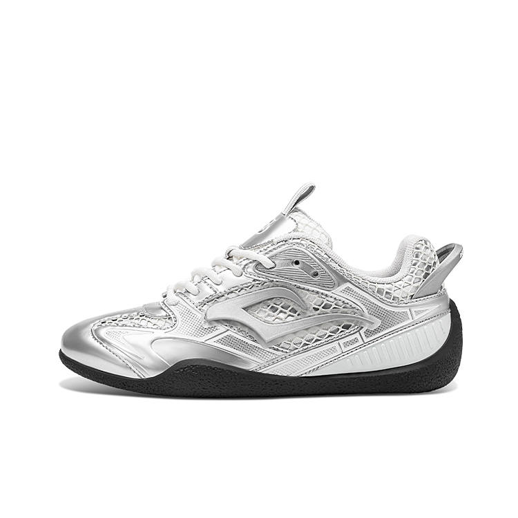 Daisy Fellowes Low top Casual Shoes Unisex Silver