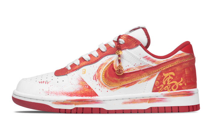 Nike Nike Big Abrasion Resistant Breathable Low top Skateboard Shoes Men's Gold Red