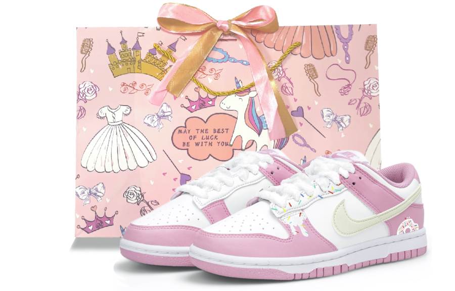 Nike Nike Dunk Low top Skateboard Shoes Women's Beige Pink