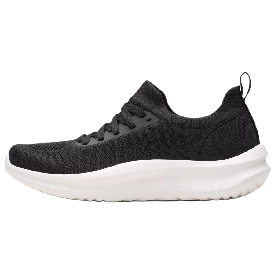 Clarks Solevana Lace Low top Casual Shoes Women's Black