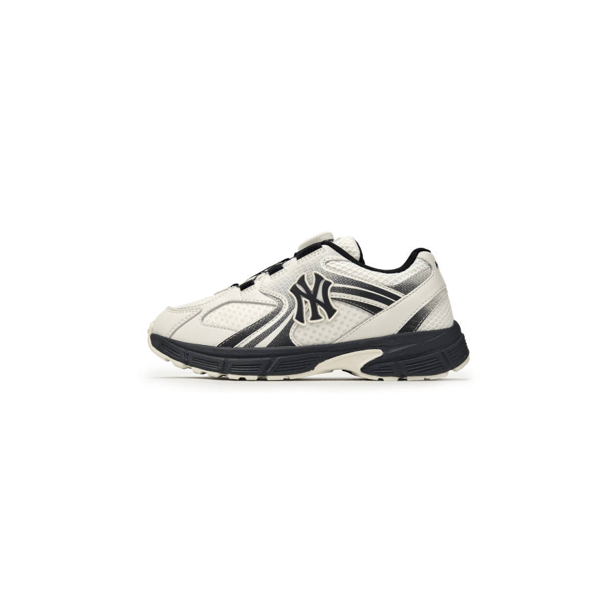 MLB KIDS New York Yankees Synthetic Leather, Textile Low top Running Shoes Kids'