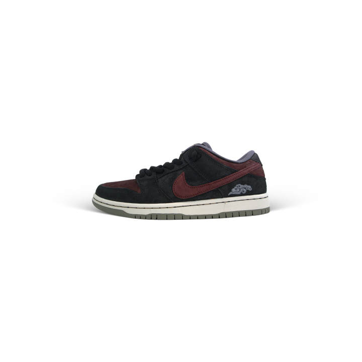 Nike Nike Dunk SB Returning Clouds Suede Abrasion Resistant Abrasion Resistant Low top Skateboard Shoes Unisex Black Red