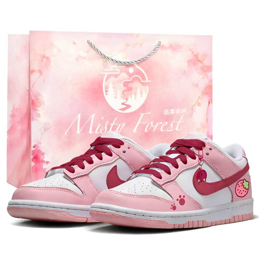 Nike Nike Dunk Pink Berry Bear Exclusive Shopping Bag Skateboard Shoes Women's Pink