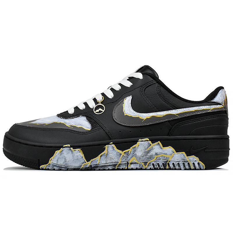 Nike Nike Gamma Force Abrasion Resistant Slip Resistant Low top Skateboard Shoes Women's Black Gray Gold
