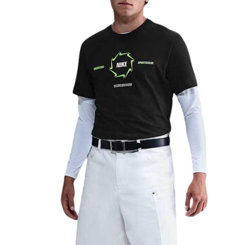 Nike Nike Sportswear T Shirts Men's Black Crew Neck Moderate Straight Fit