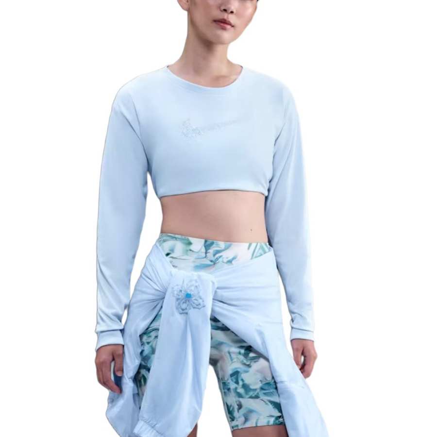 Nike Nike Women's Artist Collection Women's Dri-FIT Cropped Long-Sleeve T-Shirt