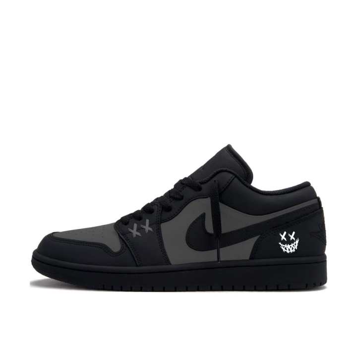 Jordan Jordan Air Jordan 1 Black Crow Stealthily Prowls, Flowers In Full Bloom, Gothic Premium Trendy Low top