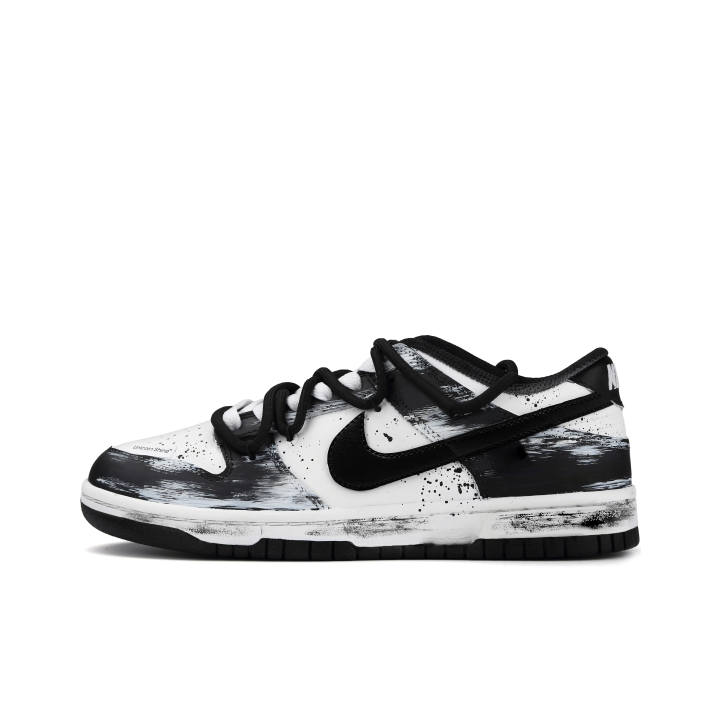 Nike Nike Dunk Abrasion Resistant Low top Skateboard Shoes Men's Black White