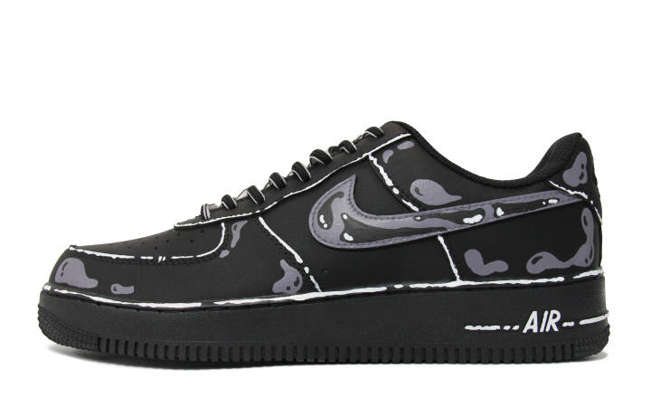 Nike Nike Air Force 1 Walking Planet, Bubbles Anime Slip Resistant Low top Skateboard Shoes Unisex Black Purple White
