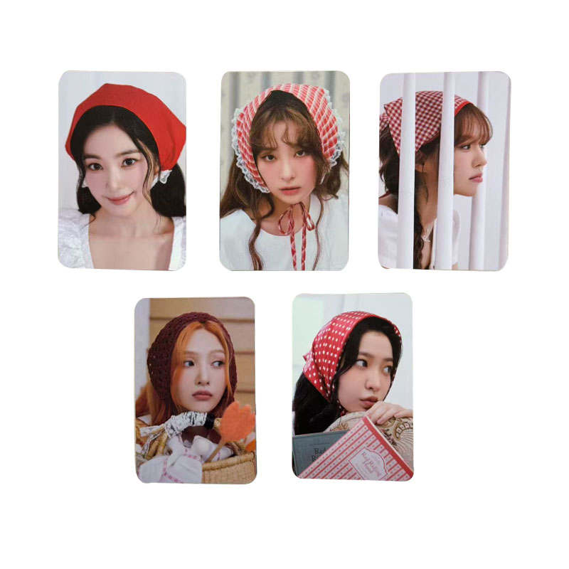 SM ENTERTAINMENT Red Velvet SEASON'S GREETINGS Yes24 Desk Calendar Special Gift Card Photocards