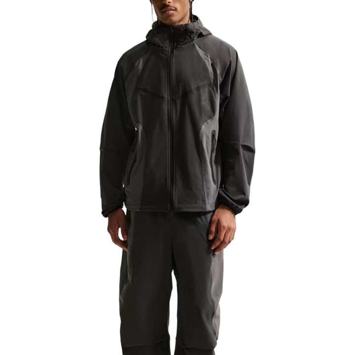 Nike Nike Tech Men's Dri-FIT Woven Full-Zip Color-Block Windrunner Jacket