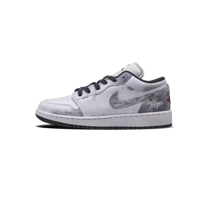 Jordan Jordan Air Jordan 1 Kids' Basketball Shoes Grade School