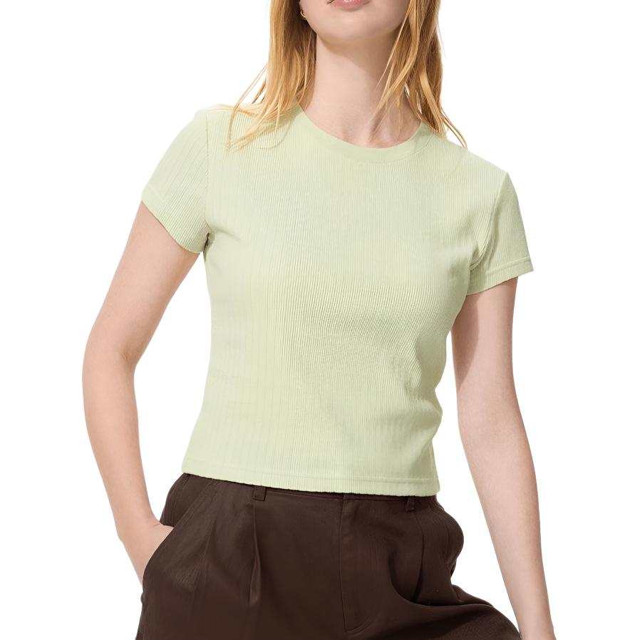 UNIQLO SS26 T Shirts Women's Light Green Crew Neck Moderate
