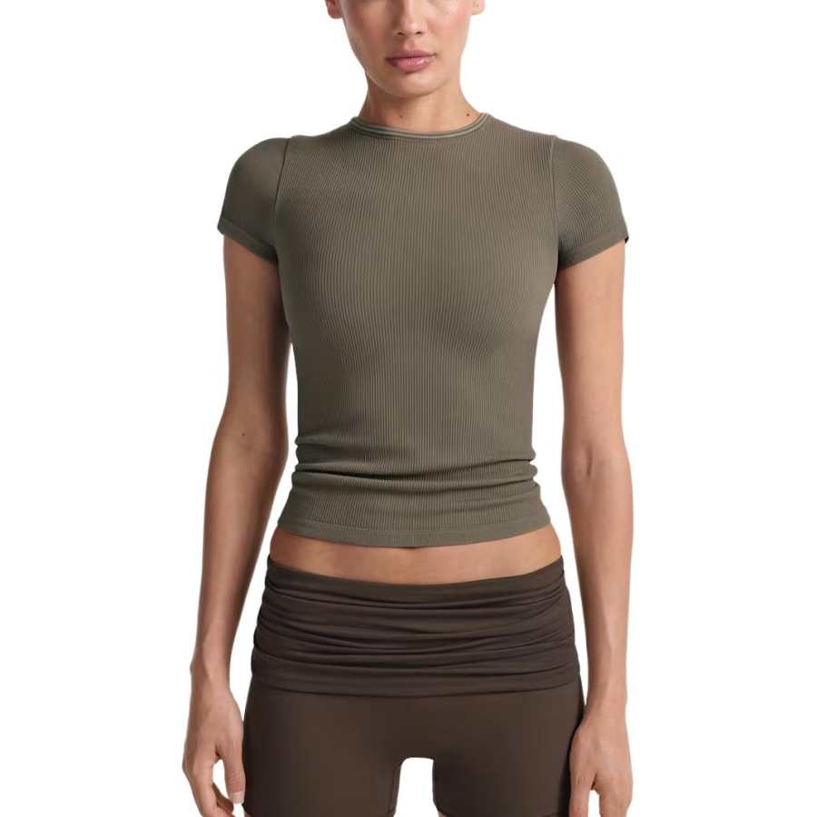 Nike NikeSKIMS Ribbed Seamless Women's Short-Sleeve Top