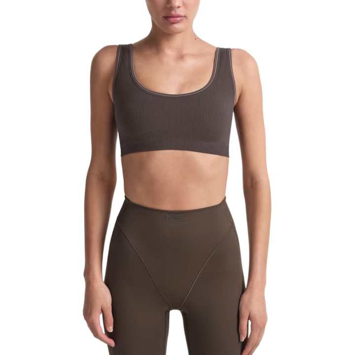 Nike NikeSKIMS Ribbed Seamless Women's Scoop Bra