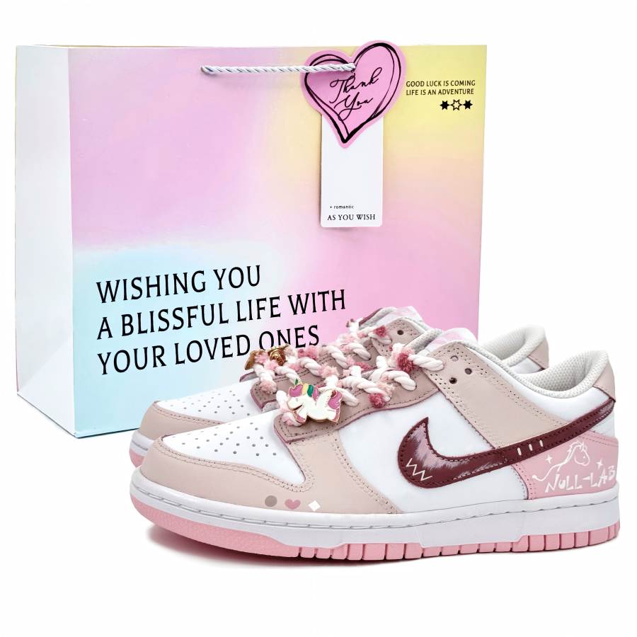 Nike Nike Dunk Horse Riding Sweetheart Leather Low top Kids' Skateboarding Shoes Pink Unisex