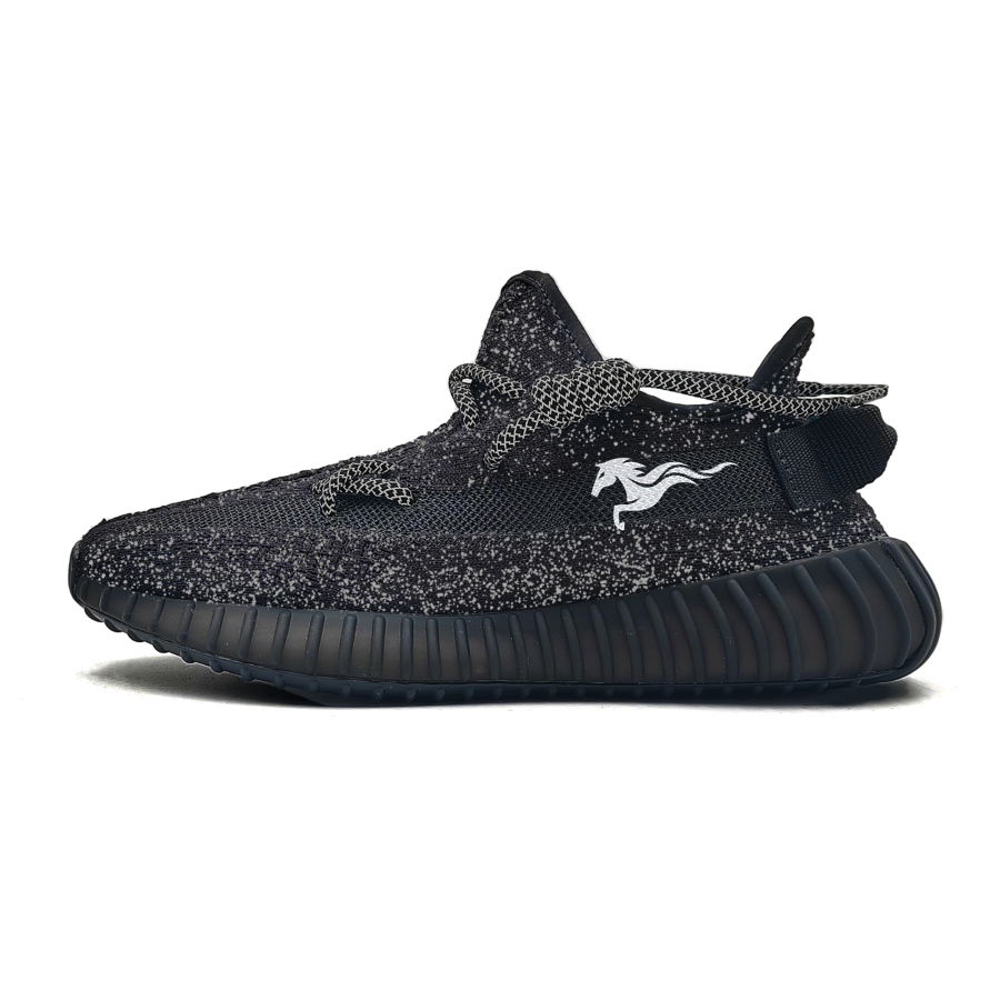 Adidas Originals Yeezy Boost 350 V2 Riding The Wind And Controlling The Horses Fabric Abrasion Resistant Low top