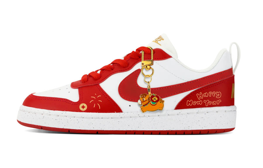 Nike Nike Court Borough Low top Skateboard Shoes Red Teenagers